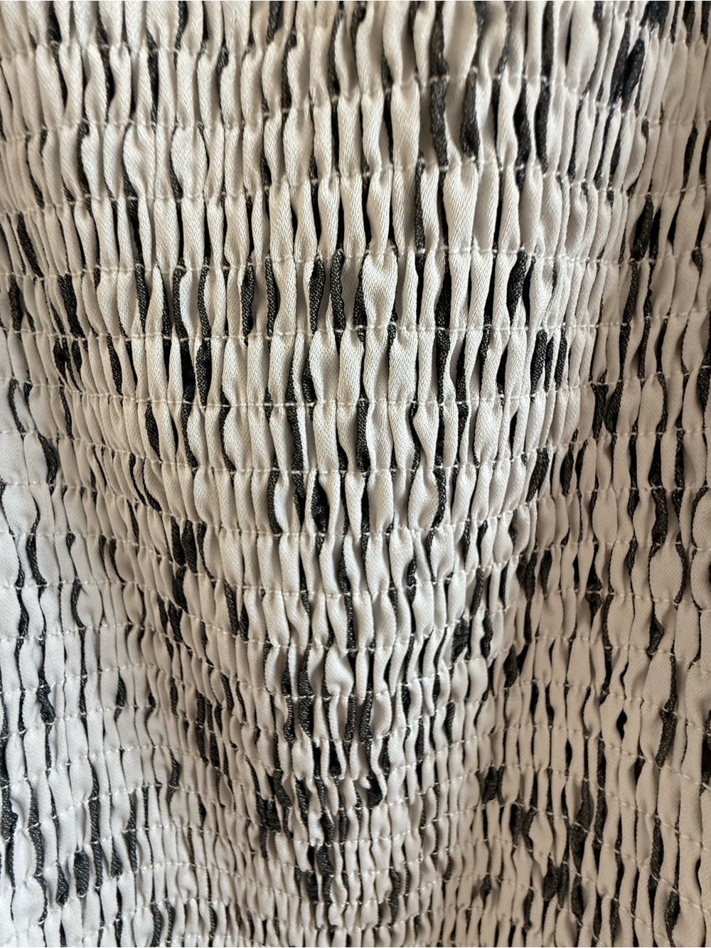 JODIFL Black and White Striped Puff Sleeve Smocked Blouse - Size S - Picture 5 of 11